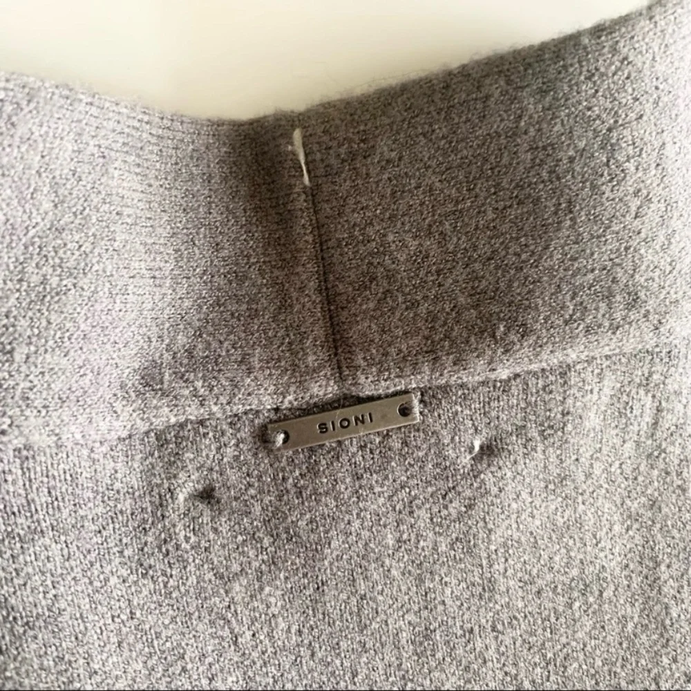 Sioni Long Sweater Large New - Picture 9 of 11
